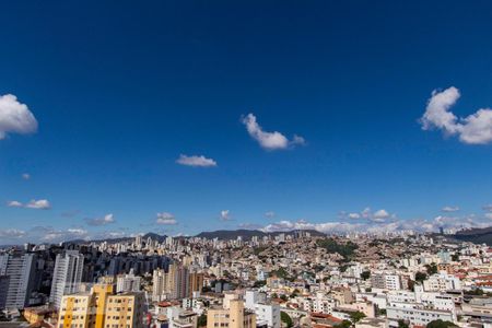 Vista Quarto 1 de apartamento para alugar com 3 quartos, 80m² em Nova Suíssa, Belo Horizonte