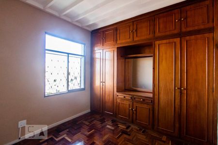 Quarto 1 de apartamento para alugar com 3 quartos, 80m² em Nova Suíssa, Belo Horizonte