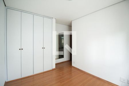 Apartamento para alugar com 360m², 4 quartos e 3 vagasSuíte 2