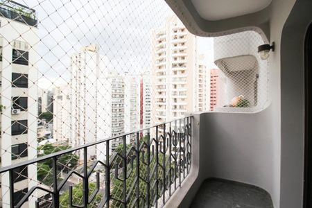 Apartamento para alugar com 360m², 4 quartos e 3 vagasVaranda da Sala de Jantar