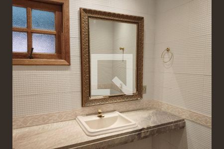 Casa à venda com 4 quartos, 350m² em Santa Lúcia, Belo Horizonte