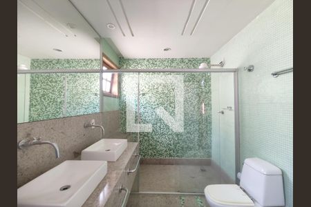 Casa à venda com 350m², 4 quartos e 4 vagas