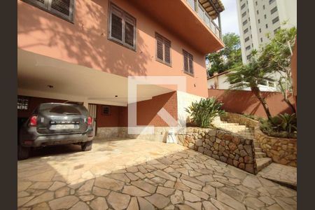 Casa à venda com 350m², 4 quartos e 4 vagas