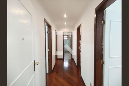 Casa à venda com 4 quartos, 350m² em Santa Lúcia, Belo Horizonte