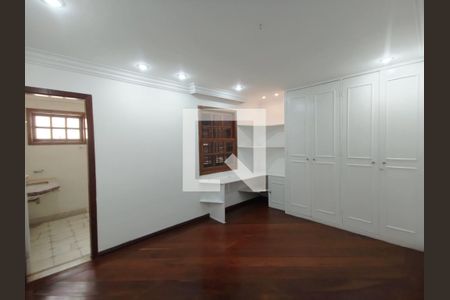 Casa à venda com 350m², 4 quartos e 4 vagas