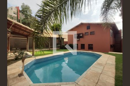 Casa à venda com 350m², 4 quartos e 4 vagas