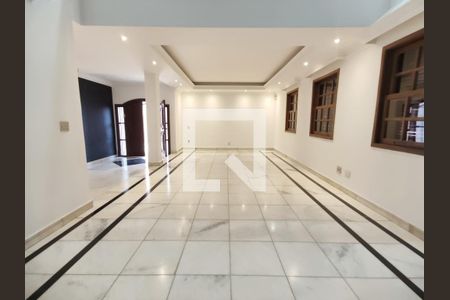 Casa à venda com 4 quartos, 350m² em Santa Lúcia, Belo Horizonte