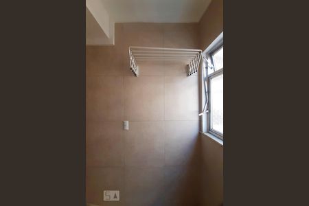 Apartamento à venda com 80m², 3 quartos e 1 vagaÁrea de Serviço