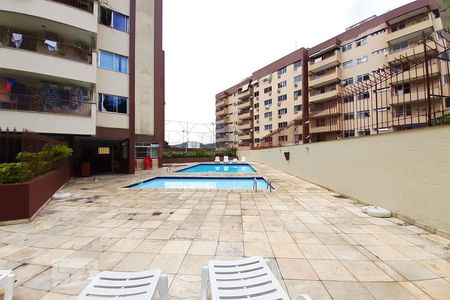 Apartamento à venda com 80m², 3 quartos e 1 vagaÁrea comum - Piscina