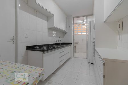Apartamento à venda com 74m², 2 quartos e 1 vagaCozinha