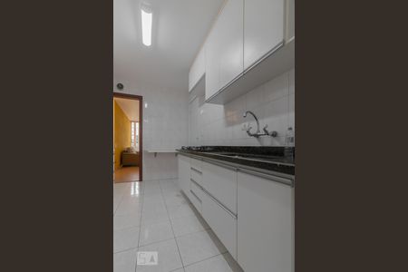 Apartamento à venda com 74m², 2 quartos e 1 vagaCozinha