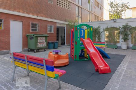 Apartamento à venda com 74m², 2 quartos e 1 vagaPlayground