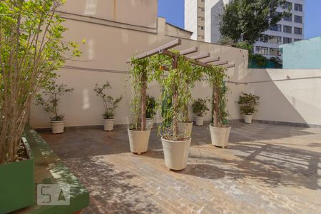 Apartamento à venda com 74m², 2 quartos e 1 vagaÁrea comum