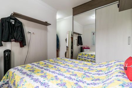 Suíte de apartamento para alugar com 2 quartos, 73m² em Jardim Tupanci, Barueri