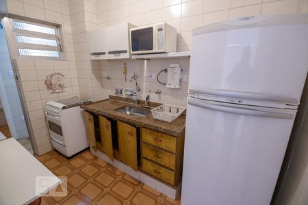 Cozinha de apartamento para alugar com 2 quartos, 75m² em Perdizes, São Paulo