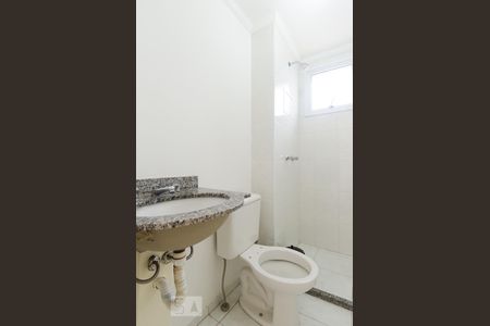 Banheiro de apartamento para alugar com 2 quartos, 55m² em Nova Petrópolis, São Bernardo do Campo