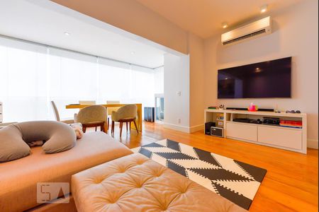 Sala de apartamento para alugar com 2 quartos, 85m² em Pinheiros, São Paulo