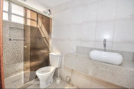 Apartamento à venda com 72m², 3 quartos e 1 vaga Apartamento à venda com 72m², 3 quartos e 1 vagaBanheiro Suíte