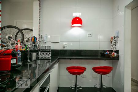 Cozinha de apartamento para alugar com 2 quartos, 86m² em Nova Suíssa, Belo Horizonte