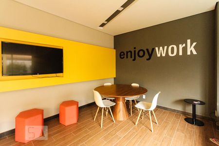 Apartamento à venda com 32m², 1 quarto e sem vagahome office