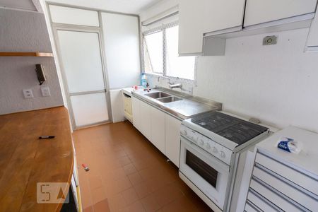 Cozinha de apartamento à venda com 1 quarto, 85m² em Perdizes, São Paulo