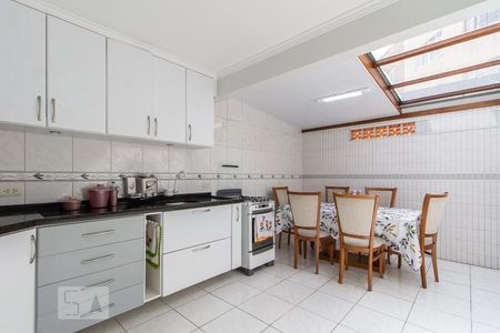 Casa de condomínio para alugar com 62m², 2 quartos e 3 vagas Casa de condomínio para alugar com 62m², 2 quartos e 3 vagasCozinha