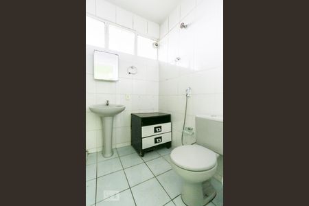 Banheiro de apartamento para alugar com 3 quartos, 80m² em Asa Sul, Brasília