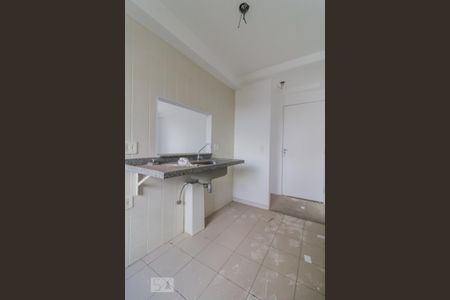Cozinha de apartamento para alugar com 3 quartos, 62m² em Vila Endres, Guarulhos