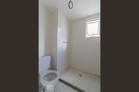 Banheiro da suíte de apartamento para alugar com 3 quartos, 62m² em Vila Endres, Guarulhos