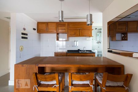 Apartamento à venda com 67m², 2 quartos e 1 vagaCozinha