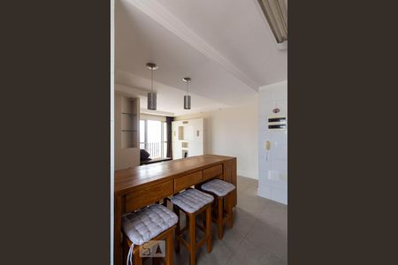 Apartamento à venda com 67m², 2 quartos e 1 vagaCozinha