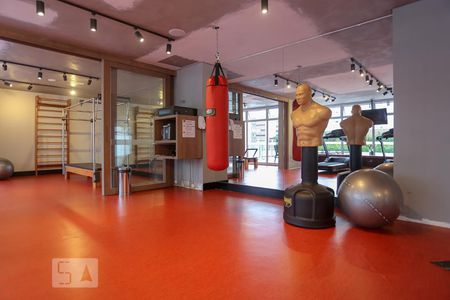 Studio para alugar com 36m², 1 quarto e 1 vaga Studio para alugar com 36m², 1 quarto e 1 vagaAcademia