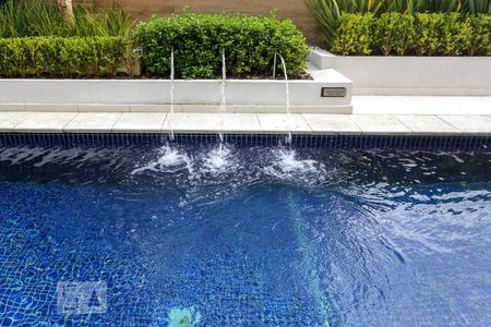 Studio para alugar com 36m², 1 quarto e 1 vaga Studio para alugar com 36m², 1 quarto e 1 vagaPiscina