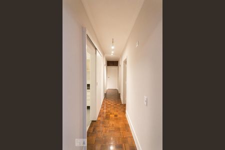 Apartamento à venda com 130m², 3 quartos e 1 vagaCorredor 