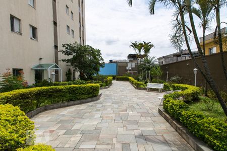 Apartamento para alugar com 72m², 2 quartos e 1 vagaÁrea verde 