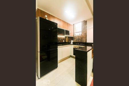 Cozinha de apartamento para alugar com 1 quarto, 40m² em Copacabana, Rio de Janeiro