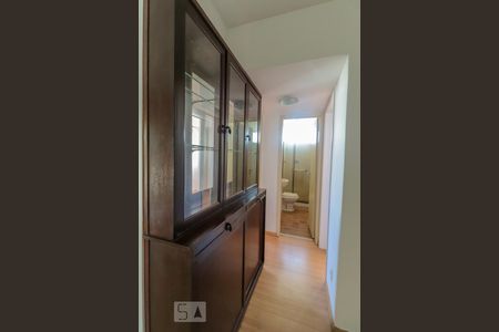 Apartamento à venda com 72m², 2 quartos e 1 vagaCorredor