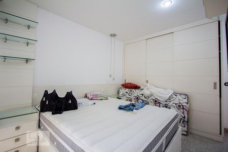 Suíte de apartamento para alugar com 2 quartos, 74m² em Botafogo, Rio de Janeiro