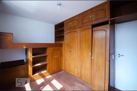 Apartamento à venda com 126m², 3 quartos e 1 vagaQuarto 2