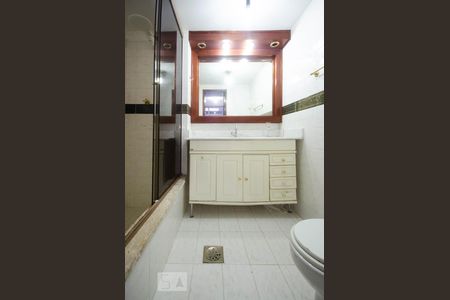 Apartamento à venda com 126m², 3 quartos e 1 vagaBanheiro da suite