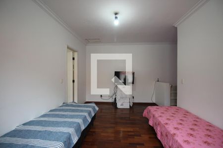 Casa para alugar com 210m², 4 quartos e 3 vagasQuarto 5