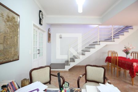 Sala de casa para alugar com 4 quartos, 210m² em Lar São Paulo, São Paulo