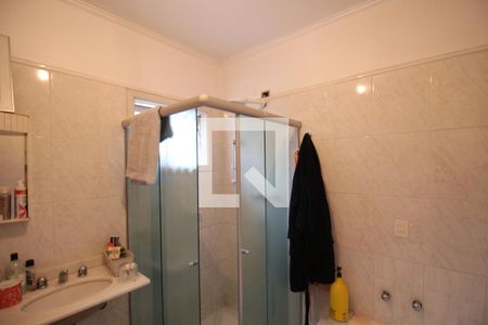 Casa para alugar com 210m², 4 quartos e 3 vagasBanheiro 1