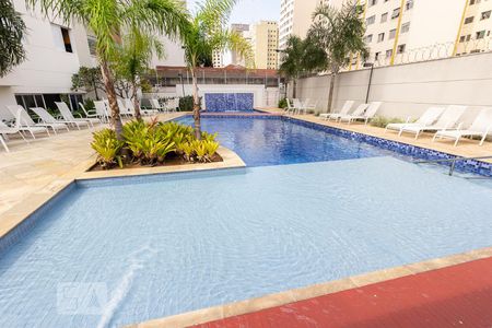 Apartamento à venda com 70m², 2 quartos e 1 vagaÁrea Comum Piscina