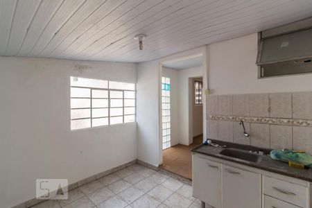 Casa para alugar com 70m², 2 quartos e sem vaga Casa para alugar com 70m², 2 quartos e sem vagaCozinha
