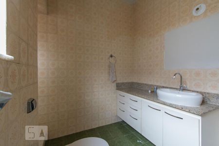 Casa à venda com 75m², 2 quartos e sem vagaBanheiro