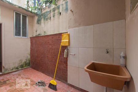 Casa à venda com 75m², 2 quartos e sem vagaÁrea de Serviço