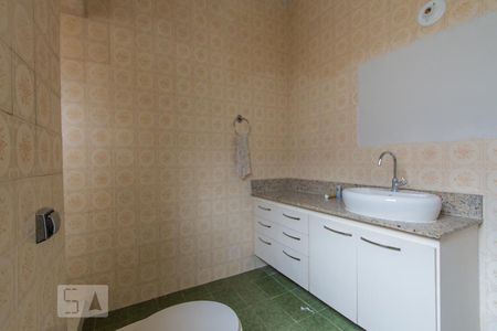 Casa à venda com 75m², 2 quartos e sem vagaBanheiro