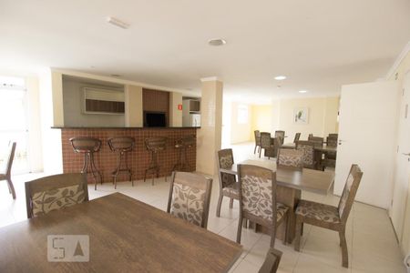 Apartamento para alugar com 50m², 2 quartos e 1 vaga Apartamento para alugar com 50m², 2 quartos e 1 vagaSalão de festas