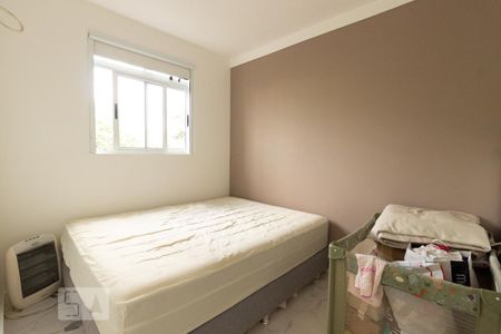 Quarto 2 de apartamento para alugar com 2 quartos, 50m² em Uberaba, Curitiba